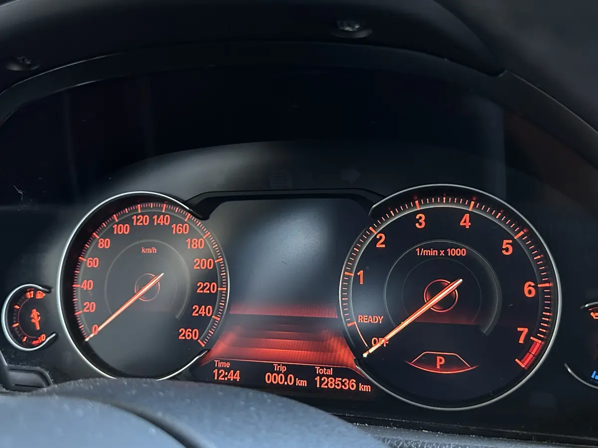 318i LCI | M-SPORT | AUT. | LED | LEER | NL-Auto |