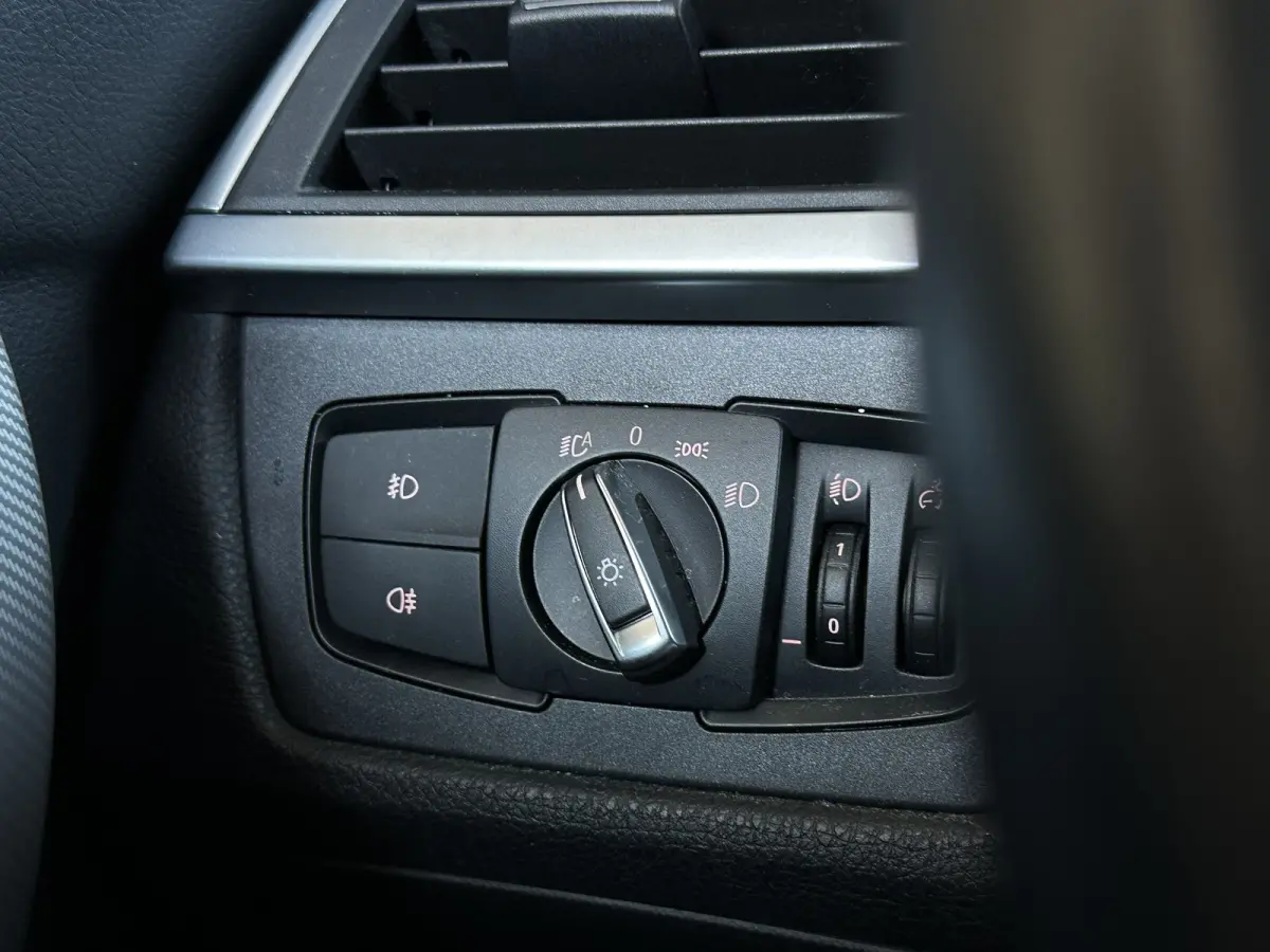 318i LCI | M-SPORT | AUT. | LED | LEER | NL-Auto |