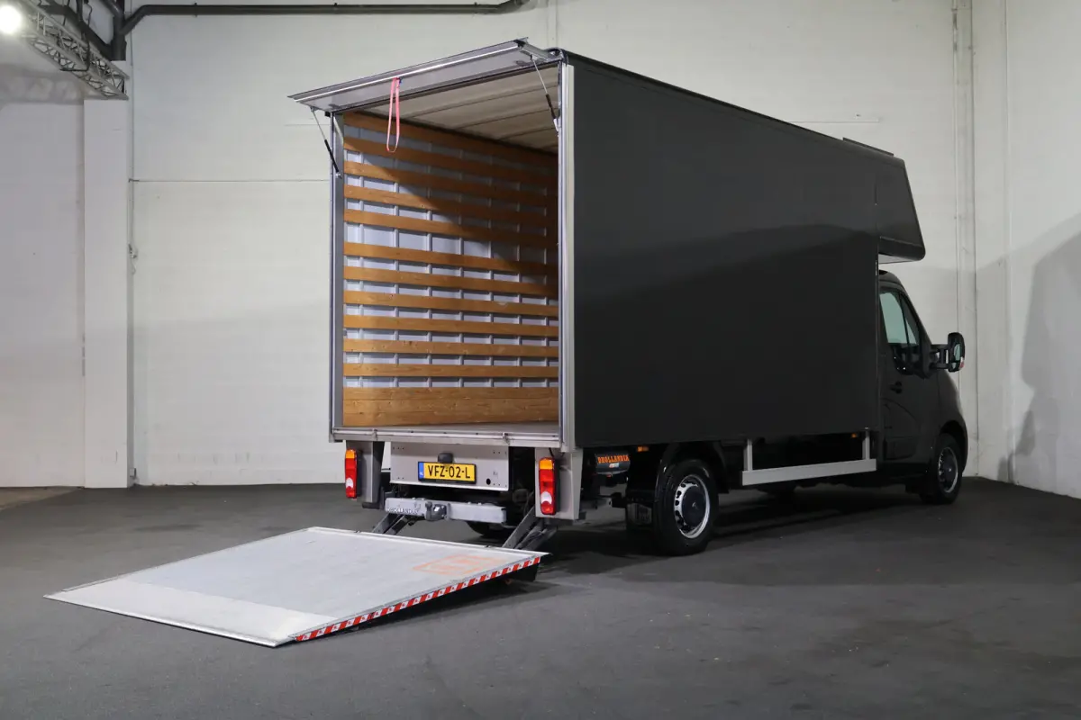 2.3 CDti Bakwagen Spiegelbak met Laadklep