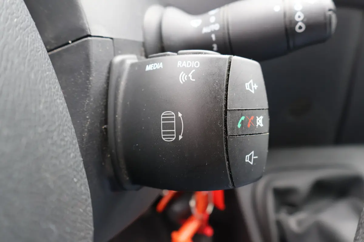 2.3 CDti Bakwagen Spiegelbak met Laadklep