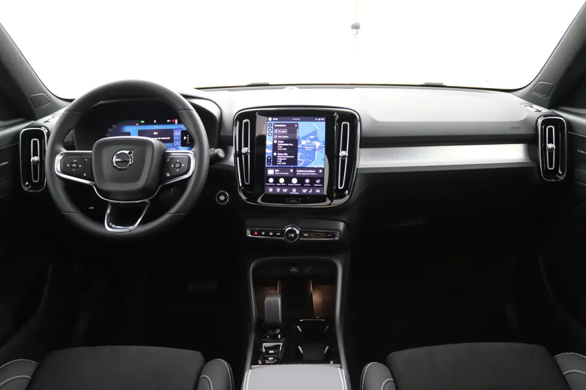 2.0 B4 Plus Black Edition | Panoramadak | Harman/Kardon | Elektrische Stoelen | Camera | Keyless | BLIS | Adaptive Cruise