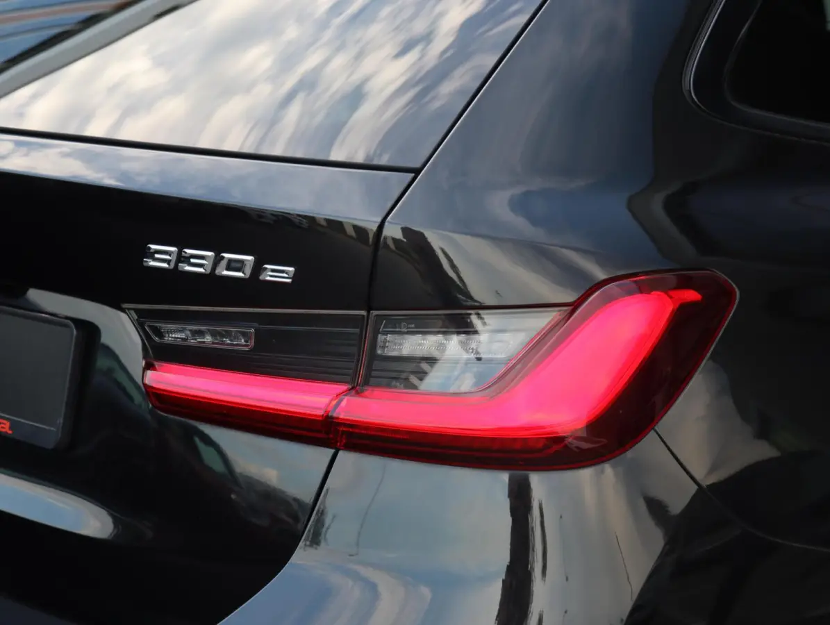 330e High Executive | Memory | Adaptive cruise control