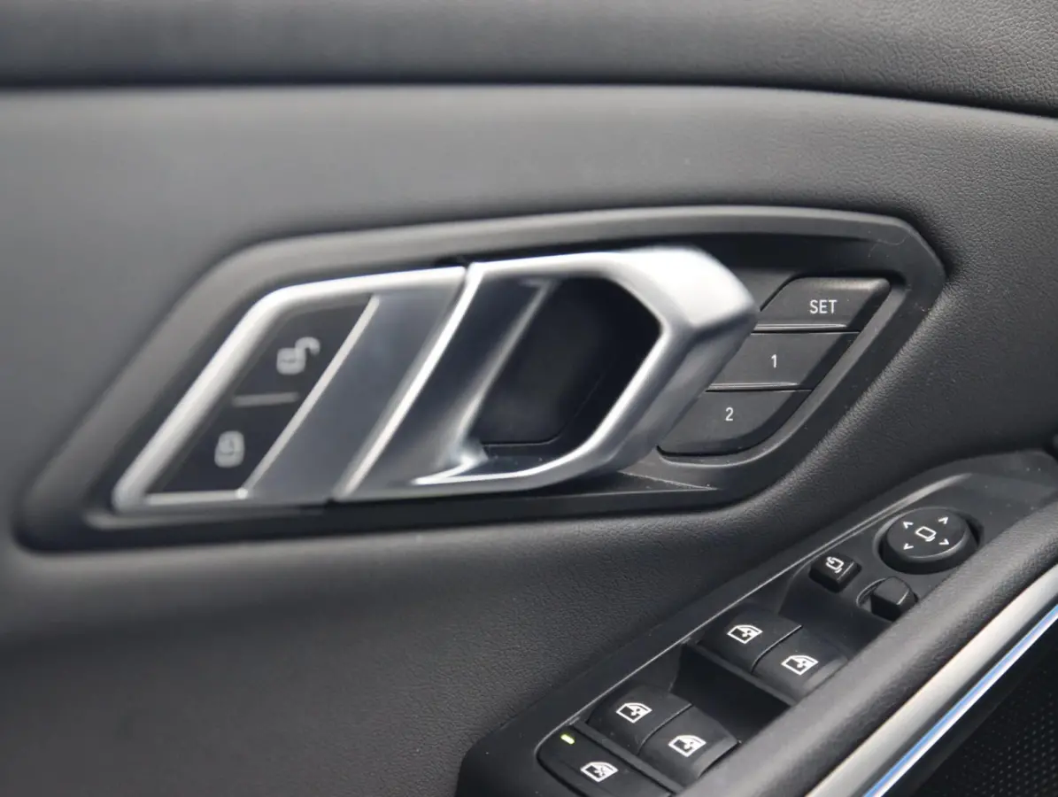330e High Executive | Memory | Adaptive cruise control