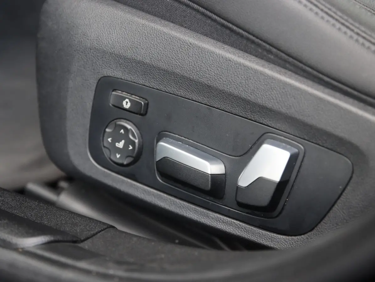 330e High Executive | Memory | Adaptive cruise control