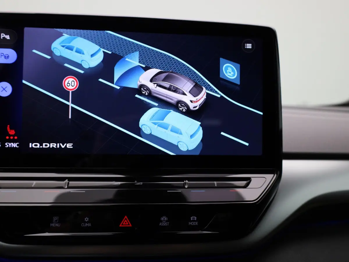 ID.5 Pro 77 kWh 204 PK| Dealeronderhouden | Warmtepomp | Trekhaak | Navigatie | Premium Audio | Artvelours | 360 Camera | Head-Updisplay