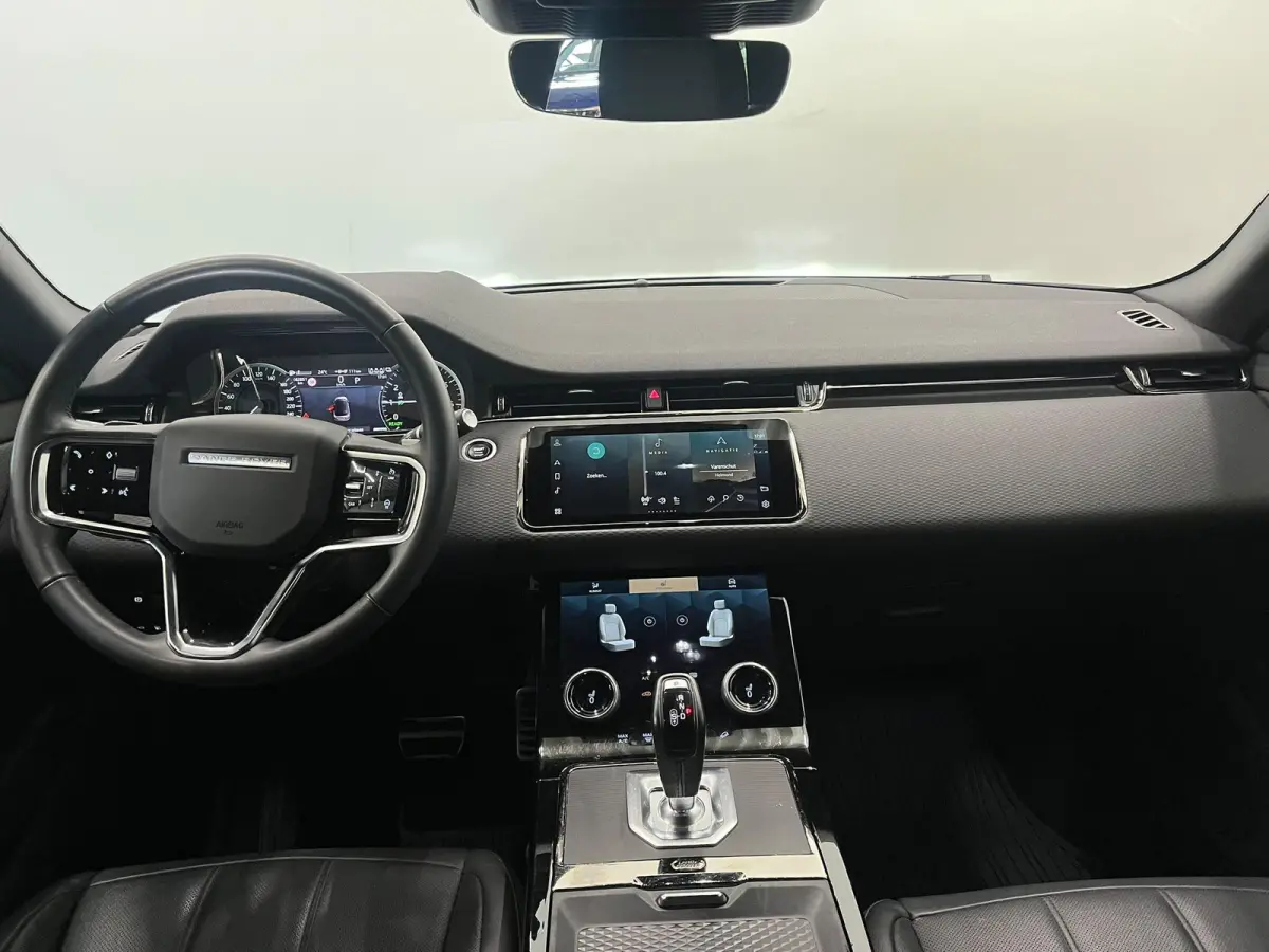 1.5 P300e AWD R-Dynamic S Navigatie Apple Carplay Android Auto Camera Parkeersensoren Cruise Control Elektrisch verstelbare stoelen Stoelverwarming Full Climate Control Lichtmetalen velgen