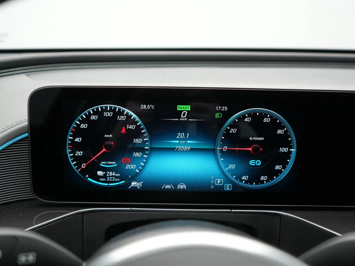 400 4MATIC 85 kWh 408pk Dealer O.H SOH 96.1% | Panodak | Adaptive Cruise | 360 Camera | Lederen Sportstoelen Massage & Verwarmd | Multibeam LED | MBUX Widescreen Navi | Keyless | Sfeerverlic