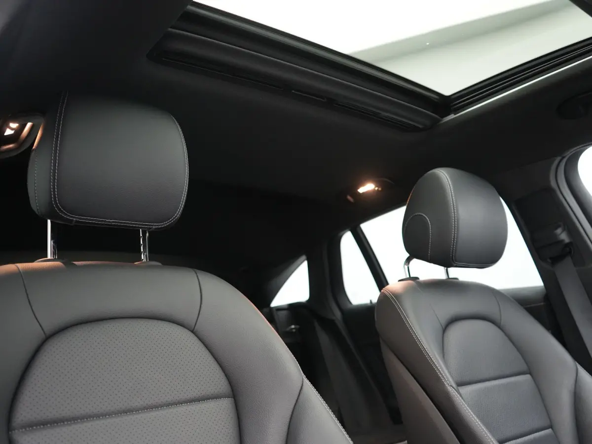 400 4MATIC 85 kWh 408pk Dealer O.H SOH 96.1% | Panodak | Adaptive Cruise | 360 Camera | Lederen Sportstoelen Massage & Verwarmd | Multibeam LED | MBUX Widescreen Navi | Keyless | Sfeerverlic