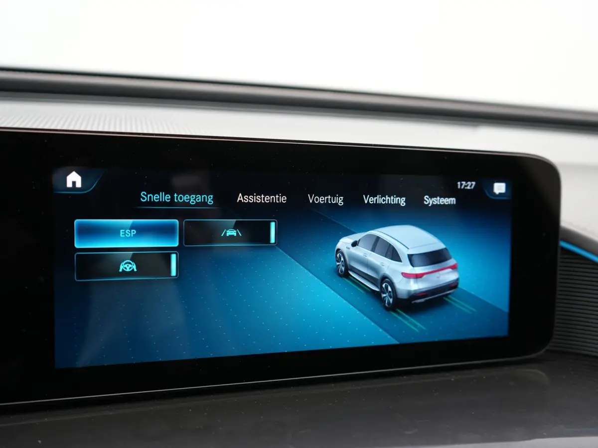 400 4MATIC 85 kWh 408pk Dealer O.H SOH 96.1% | Panodak | Adaptive Cruise | 360 Camera | Lederen Sportstoelen Massage & Verwarmd | Multibeam LED | MBUX Widescreen Navi | Keyless | Sfeerverlic