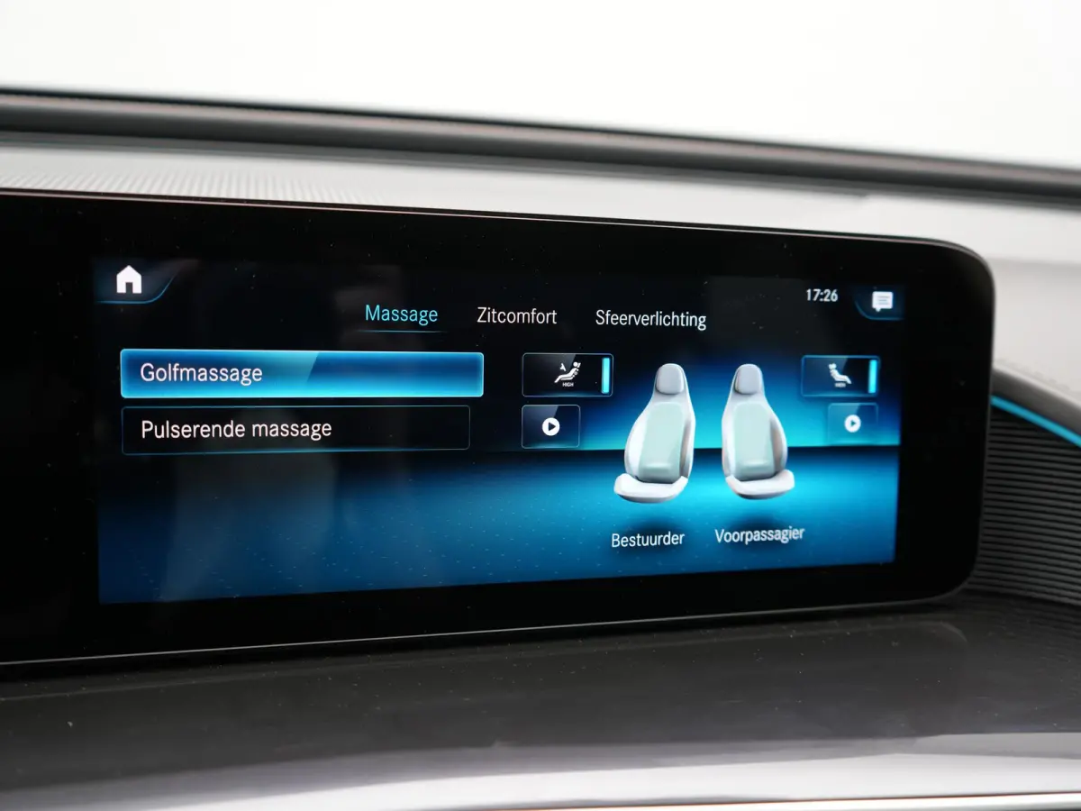 400 4MATIC 85 kWh 408pk Dealer O.H SOH 96.1% | Panodak | Adaptive Cruise | 360 Camera | Lederen Sportstoelen Massage & Verwarmd | Multibeam LED | MBUX Widescreen Navi | Keyless | Sfeerverlic