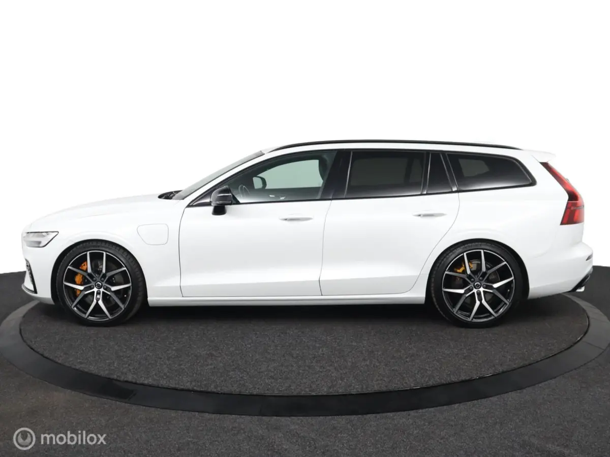2.0 T8 Twin Engine AWD Polestar Engineered | 20" Velgen | Adaptive Cruise | Pilot Assist | Camera | Harman Kardon | Stoel & Stuurwielverwarming