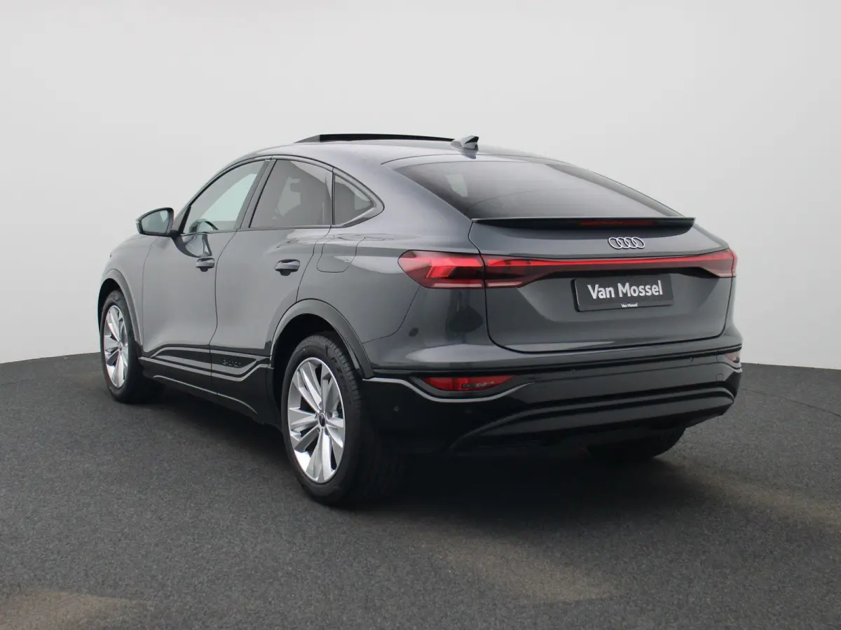 Advanced edition performance 100 kWh | Adaptive cruise control | Luchtvering | Glazen panoramadak | Dodehoekdetectie | Stoelverwarming voor & achter | Stuurverwarming | Elektrisch instel. vo