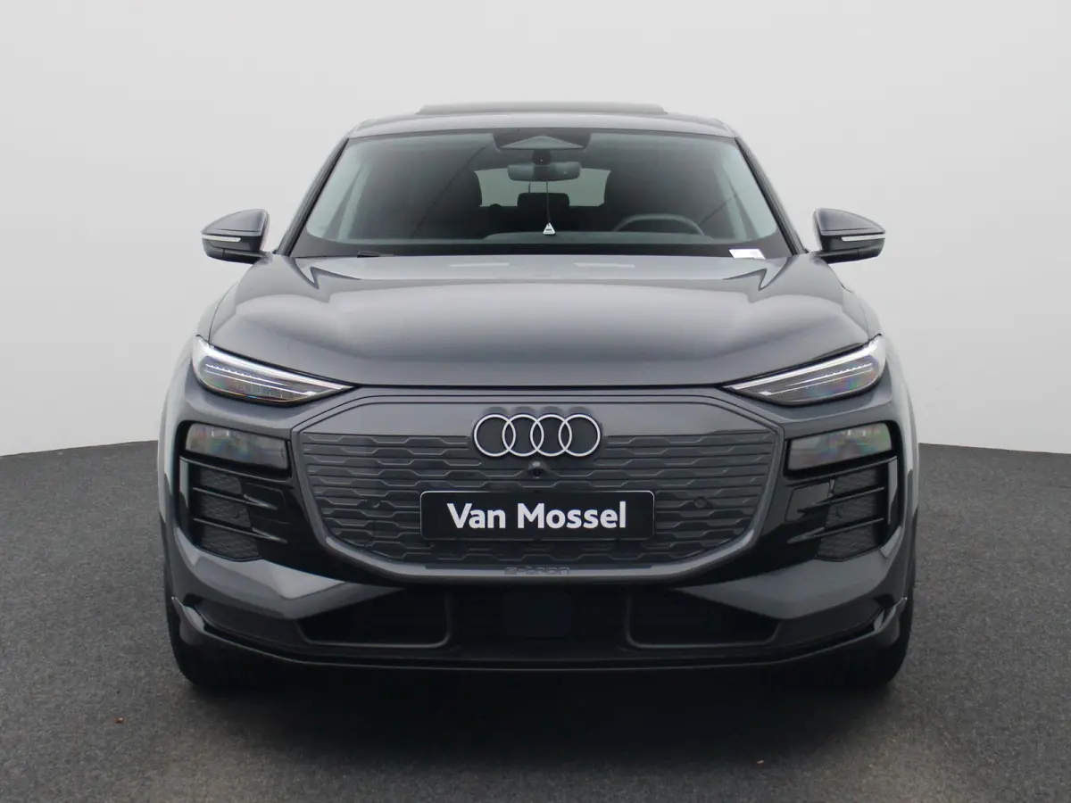 Advanced edition performance 100 kWh | Adaptive cruise control | Luchtvering | Glazen panoramadak | Dodehoekdetectie | Stoelverwarming voor & achter | Stuurverwarming | Elektrisch instel. vo