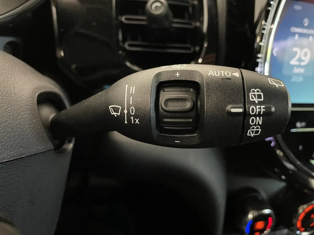 1.5 Business Edition 3-D LED Navi 8.8 inch Cruise DAB+ Airco Zwart Dak
