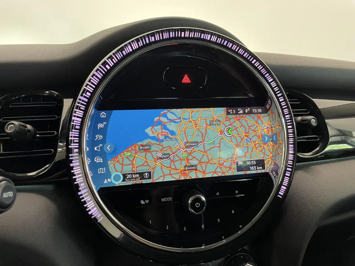 1.5 Business Edition 3-D LED Navi 8.8 inch Cruise DAB+ Airco Zwart Dak