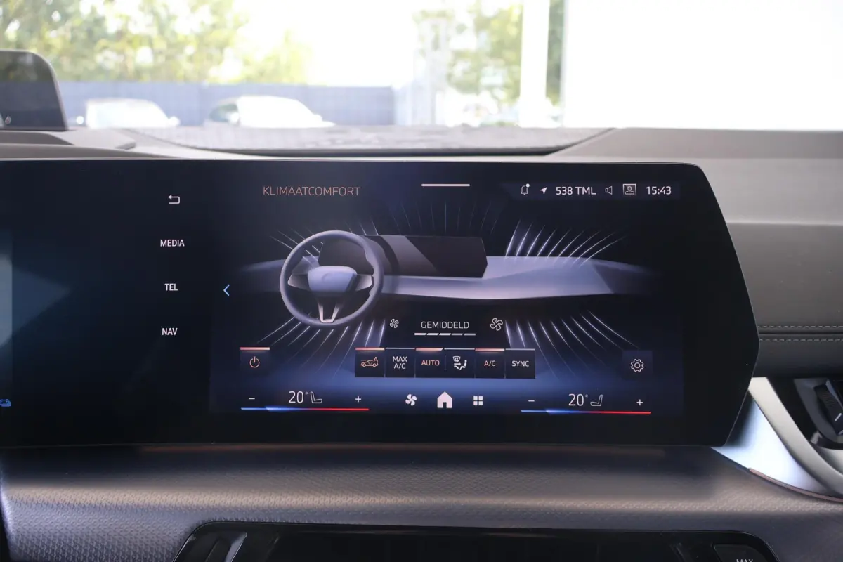 225e xDrive | SOH 100% | M Sport | Driving Assistant Plus | Trekhaak | Comfort Pack