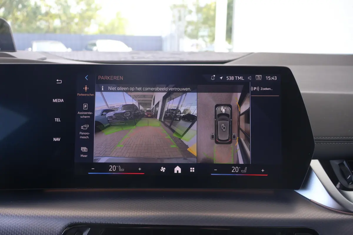 225e xDrive | SOH 100% | M Sport | Driving Assistant Plus | Trekhaak | Comfort Pack