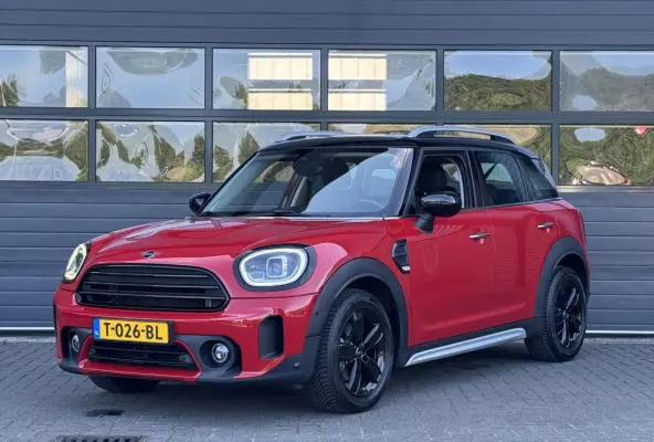 1.5 COOPER ALL4 CHILI I AUTOMAAT I APPLE CARPLAY I STOELVERWARMING I NAVIGATIE