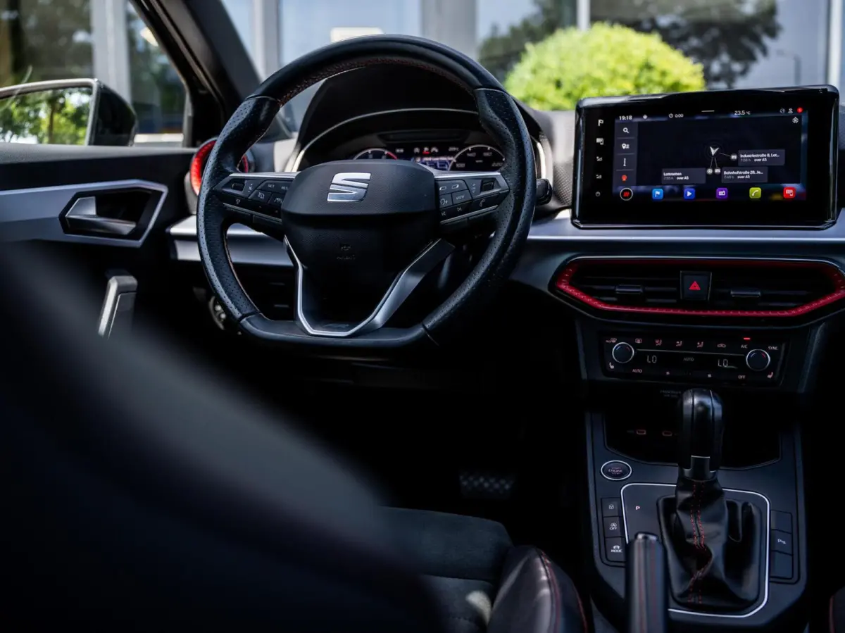 1.0 EcoTSI FR|PANO|ACC|CAMERA|CARPLAY|18''|LED