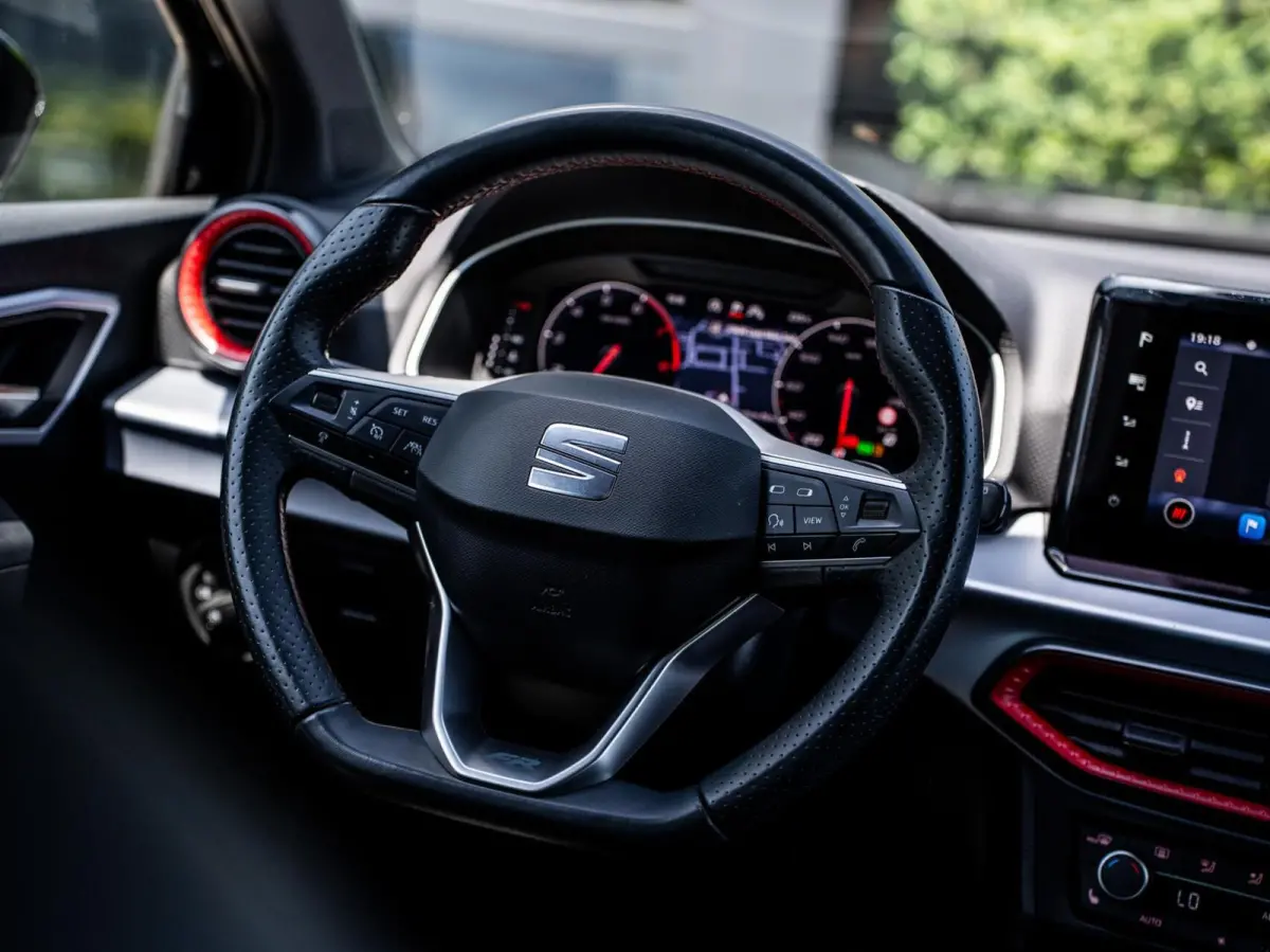 1.0 EcoTSI FR|PANO|ACC|CAMERA|CARPLAY|18''|LED