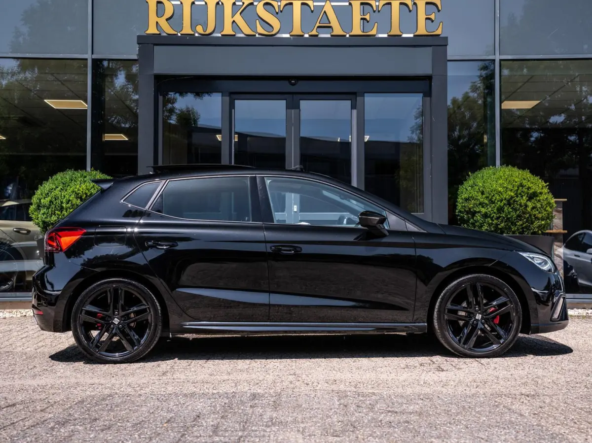 1.0 EcoTSI FR|PANO|ACC|CAMERA|CARPLAY|18''|LED