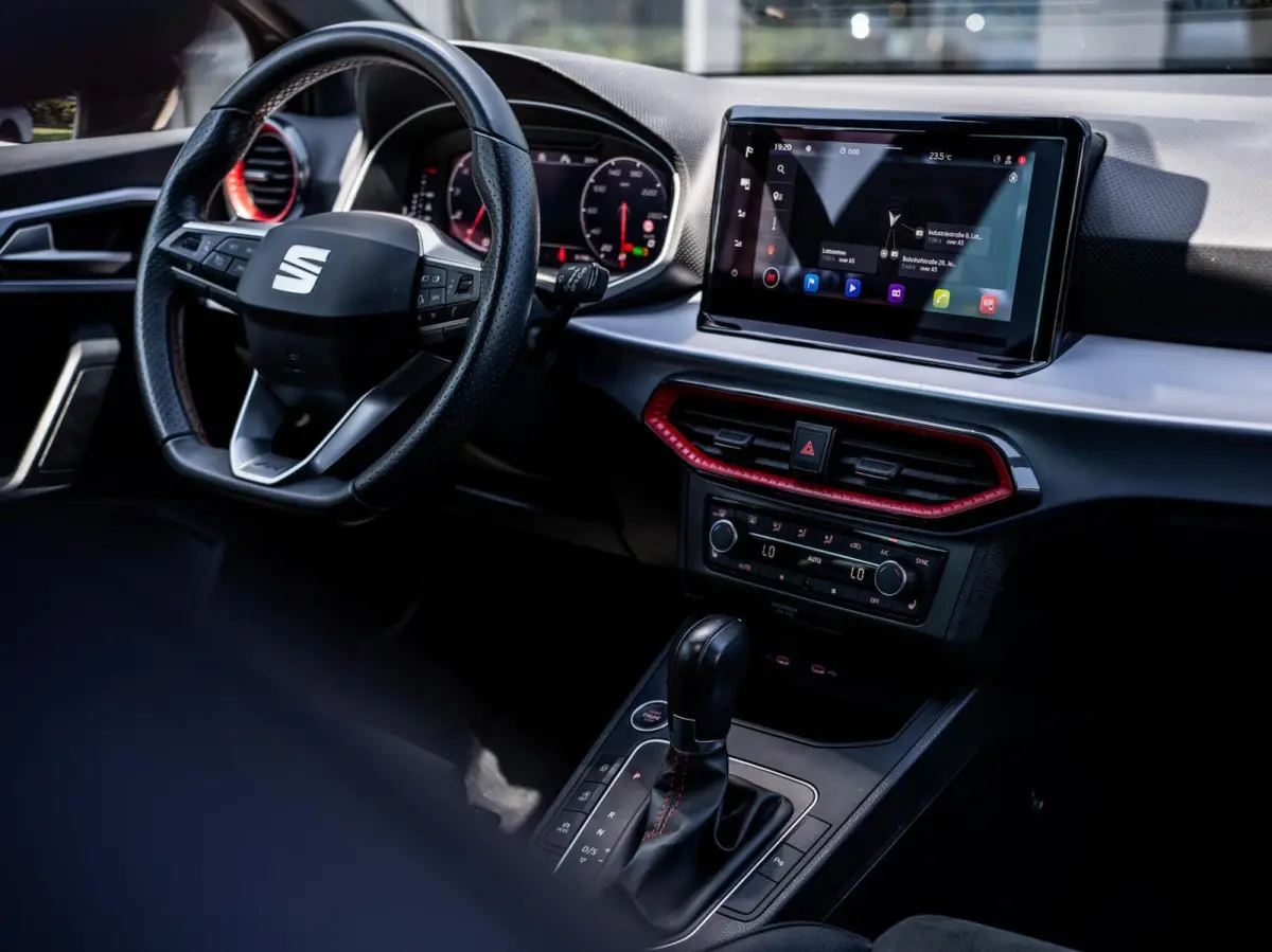 1.0 EcoTSI FR|PANO|ACC|CAMERA|CARPLAY|18''|LED