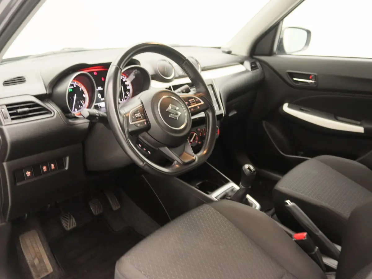 1.2 Comfort Smart Hybrid | Airco | Elektrische ramen | Zuinig!