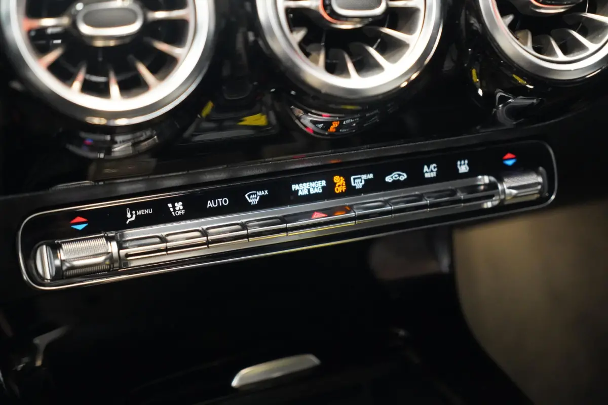 250 e AMG Line BOMVOL|Pano|Burmester|Memory|Sfeerverlichting|19 inch