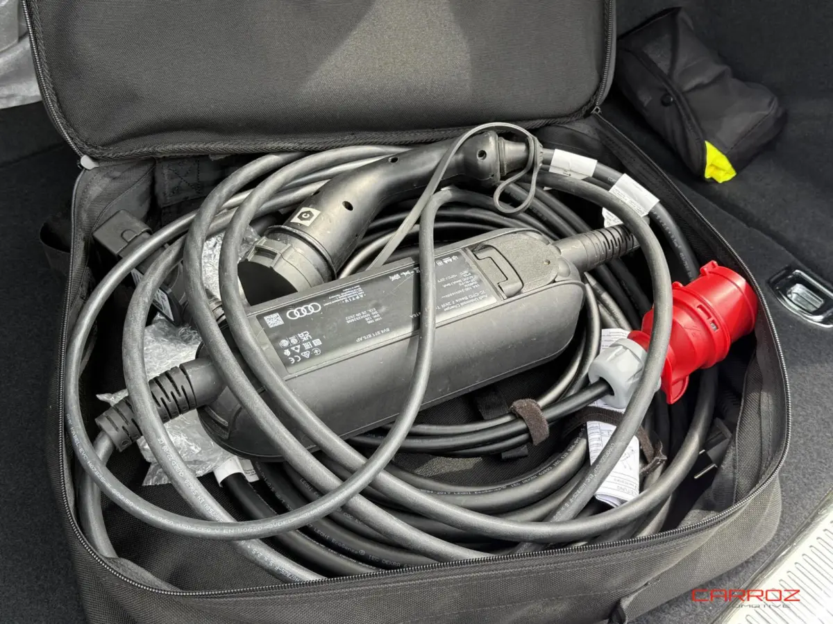 50 TFSI e S Line Matrix 360 CarPlay Trekhaak Cruise