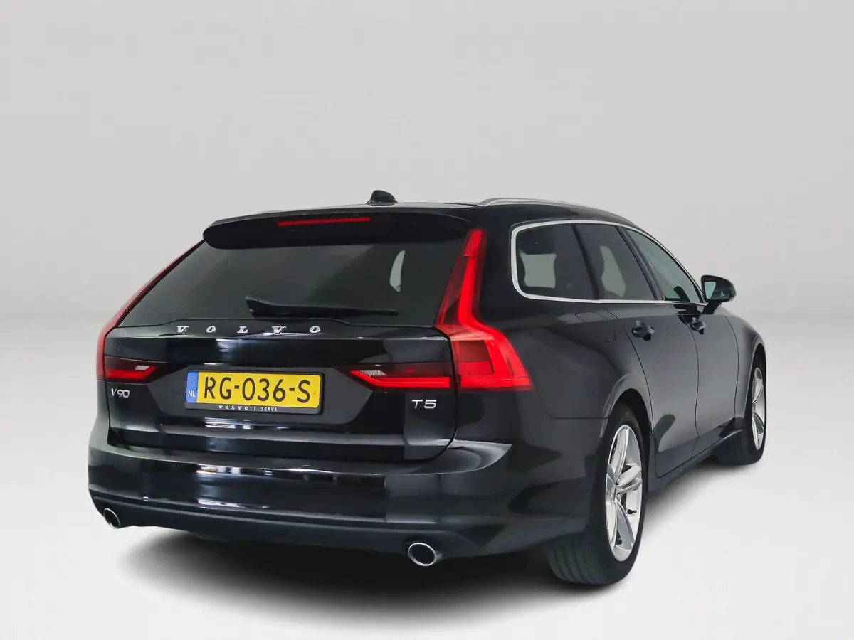 T5 Momentum | Parkeercamera | Stoelverwarming | Cruise control | Navigatie