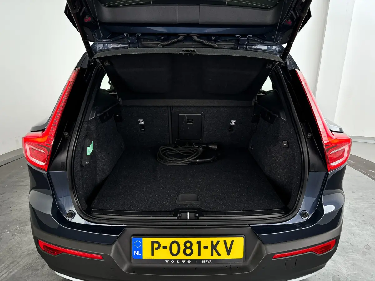 T4 Inscription Expression | Park assist | Climate control | Cruise control | Navigatie