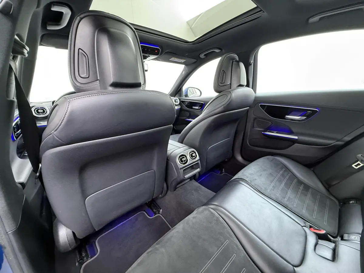 300 e AMG Line Limited VAN: 41.900,- VOOR: 37.877,- UW HERFSTVOORDEEL: 4.023,-  PHEV | PANORAMADAK | DISTRONIC (ACC) | ACHTERUITRIJCAMERA | DODEHOEKASSISTENT | AMBIENT LIGHTING | MERCEDES-DE
