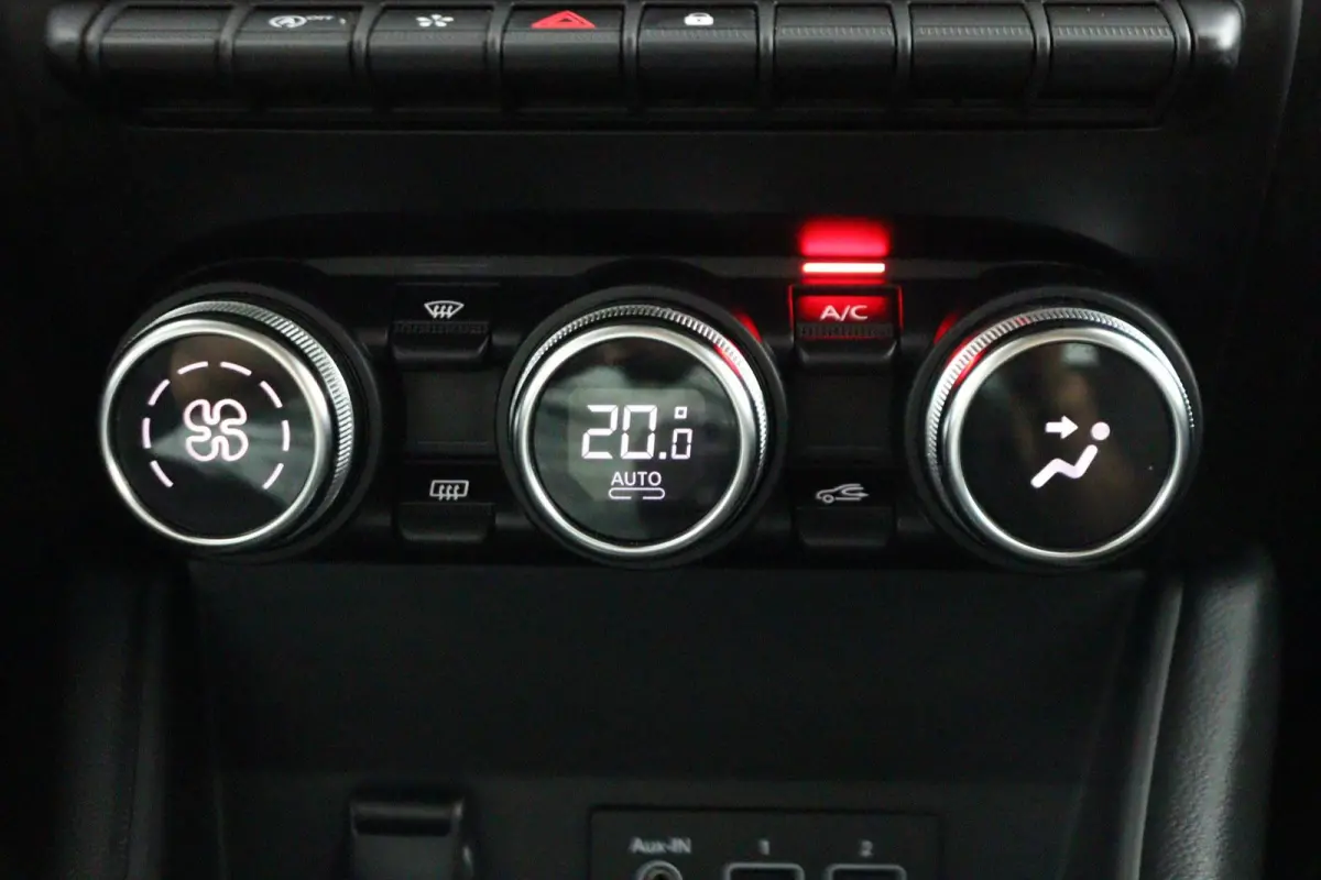 TCe 100 Edition One | BOSE Audio | Groot Navigatiesysteem | Parkeercamera |