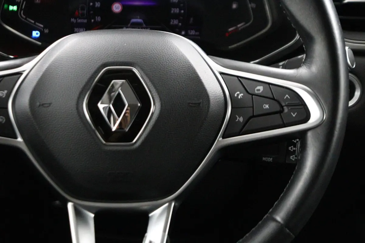 TCe 100 Edition One | BOSE Audio | Groot Navigatiesysteem | Parkeercamera |
