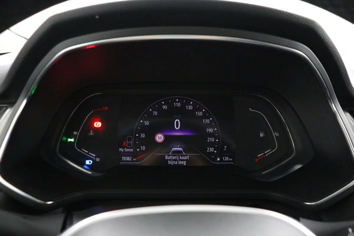 TCe 100 Edition One | BOSE Audio | Groot Navigatiesysteem | Parkeercamera |