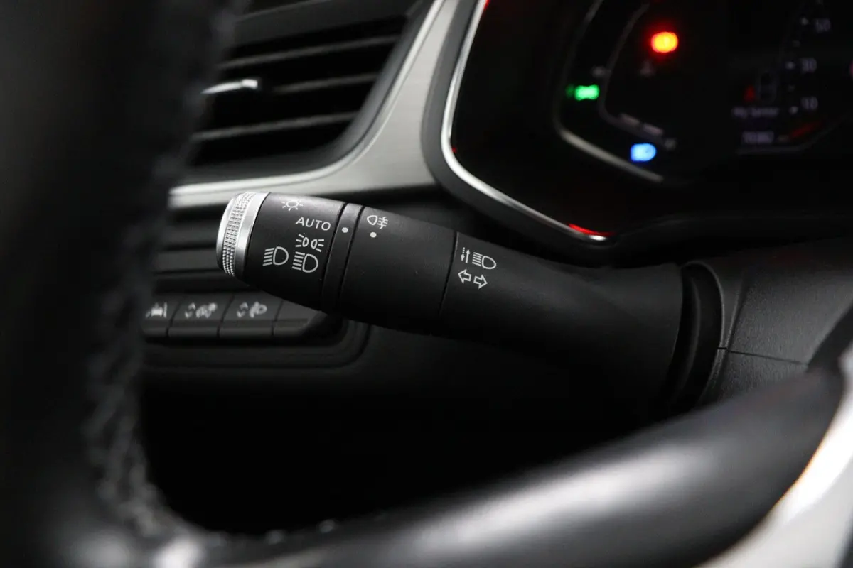 TCe 100 Edition One | BOSE Audio | Groot Navigatiesysteem | Parkeercamera |