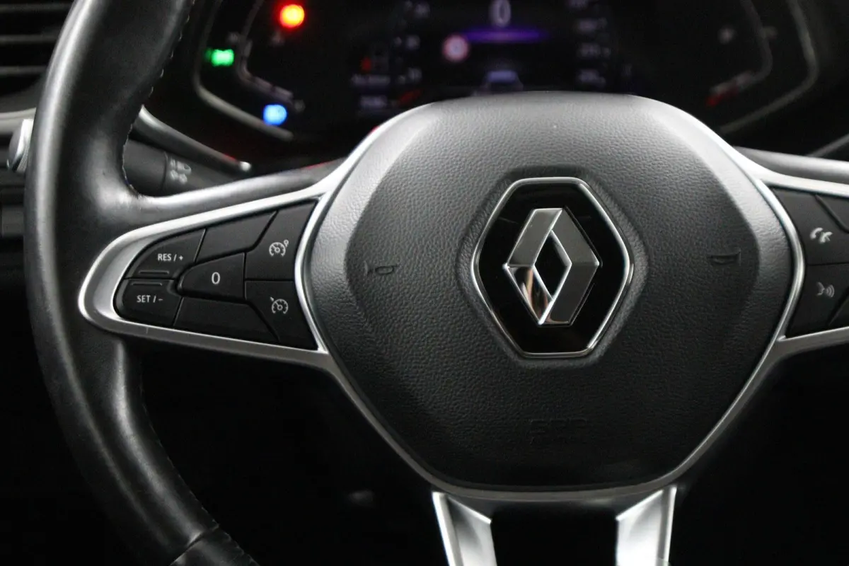 TCe 100 Edition One | BOSE Audio | Groot Navigatiesysteem | Parkeercamera |