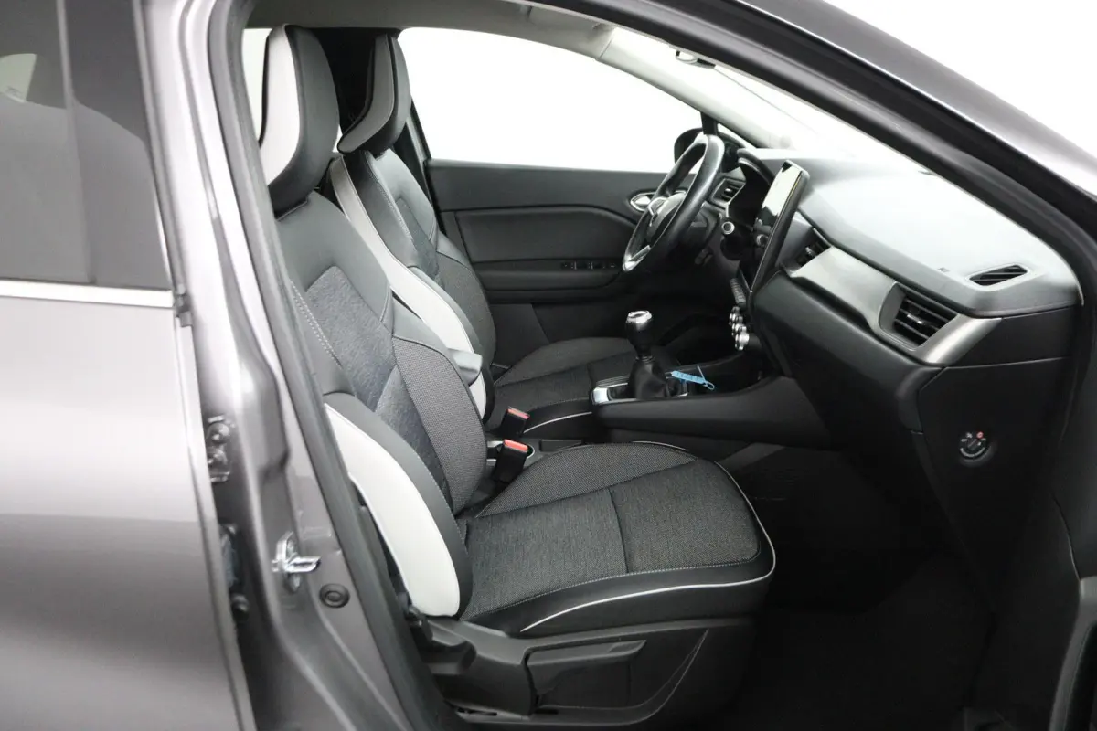 TCe 100 Edition One | BOSE Audio | Groot Navigatiesysteem | Parkeercamera |