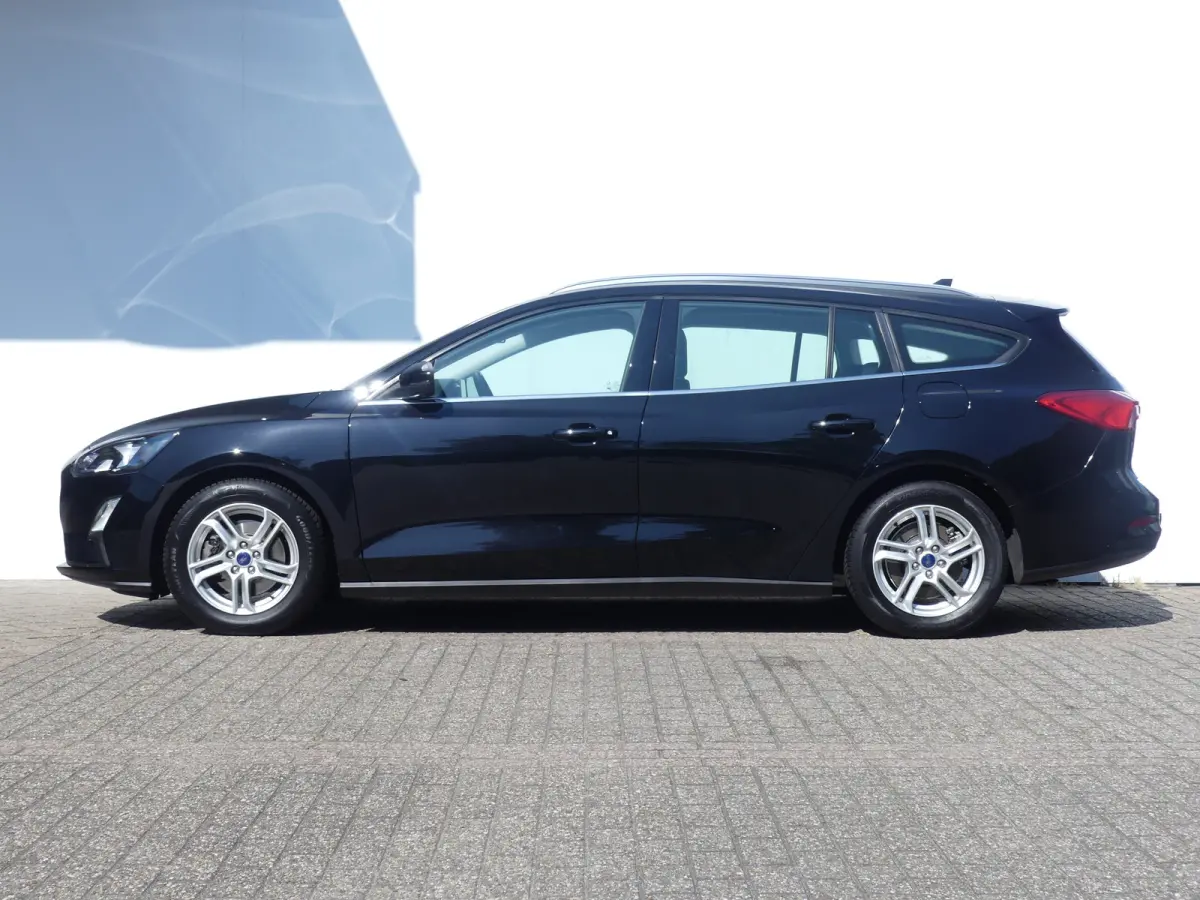 1.0 EcoBoost Trend Edition Business | TREKHAAK | CAMERA | PARKEERSENSOREN V+A | NAVI | LMV 16" | APPLE CARLAY / ANDROID AUTO |