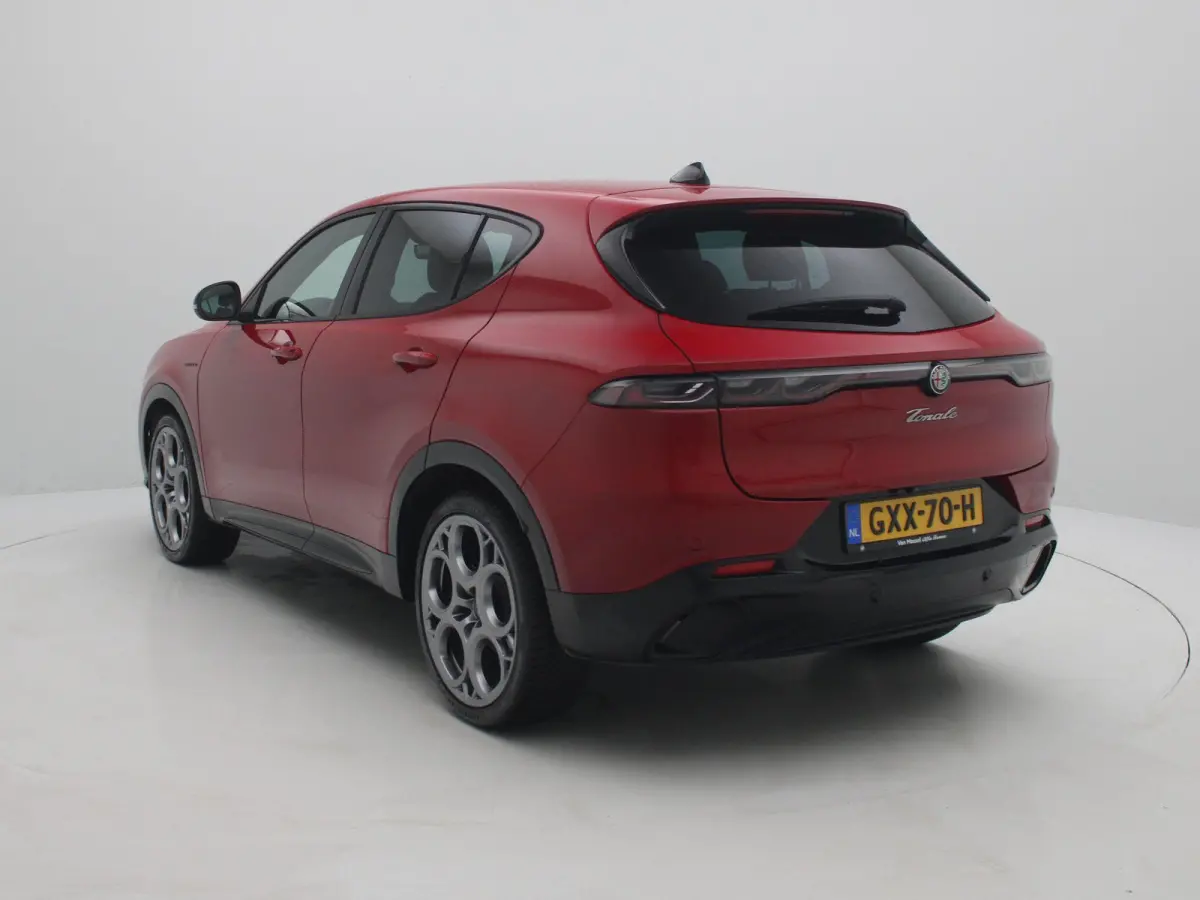 1.5T Hybrid Veloce | 20'' LM. Velgen | Lederen bekleding | Adaptive Cruise Control | Parkeercamera Achter |