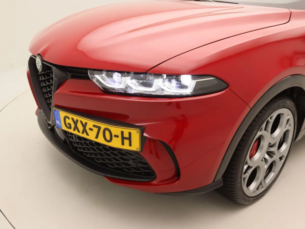 1.5T Hybrid Veloce | 20'' LM. Velgen | Lederen bekleding | Adaptive Cruise Control | Parkeercamera Achter |