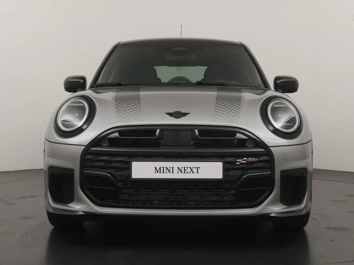 Cooper C John Cooper Works | Pakket-XL | Stuur- stoelverwarming | Panoramadak | 360 graden camera | Head-Up | Elektrische stoelen |