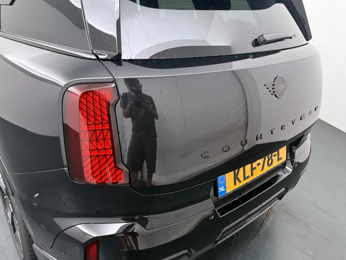 C John Cooper Works | Pakket L | Stoel- stuurverwarming | Panoramadak | Head-Up | Harman Kardon |
