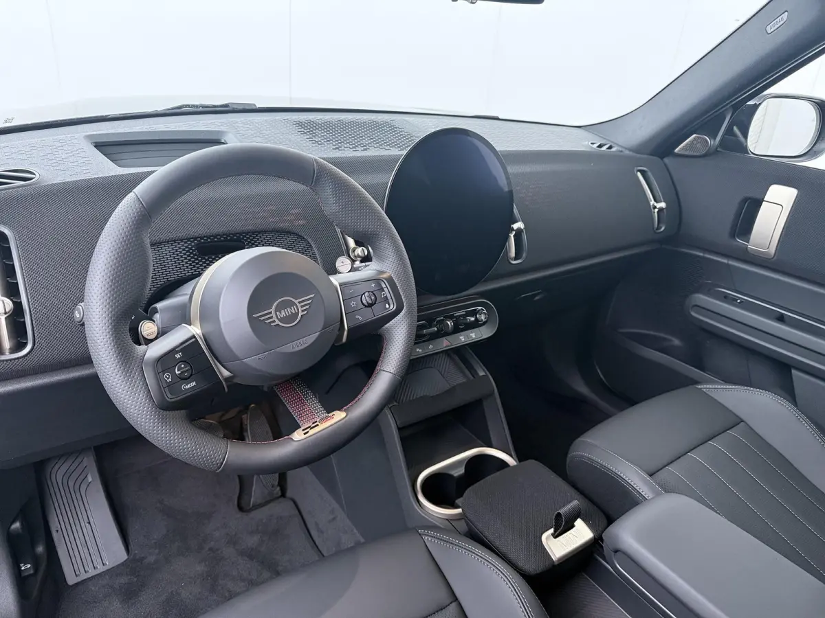 C John Cooper Works | Pakket L | Stoel- stuurverwarming | Panoramadak | Head-Up | Harman Kardon |
