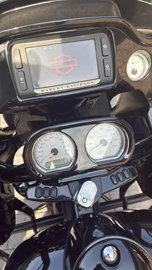 FLTRX Black Out CVO Roadglide