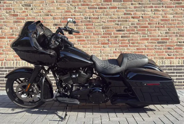 FLTRX Black Out CVO Roadglide