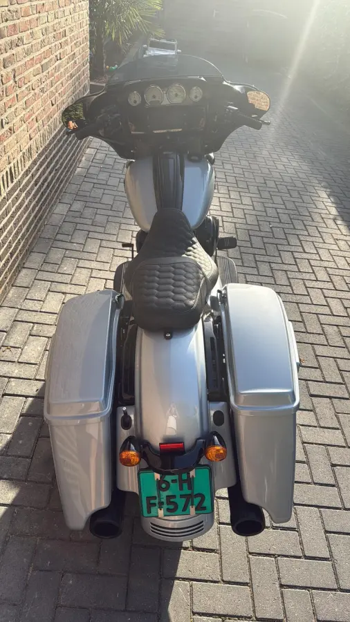Streetglide