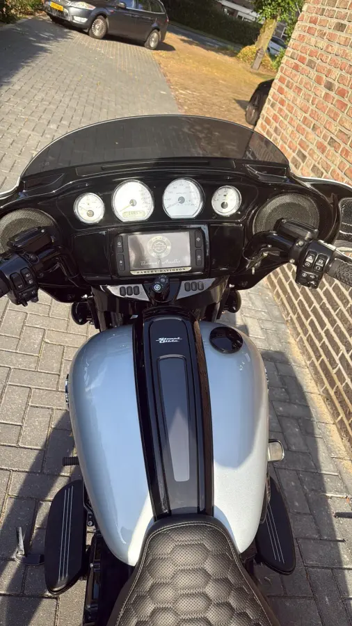 Streetglide