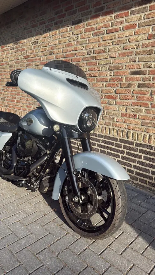Streetglide