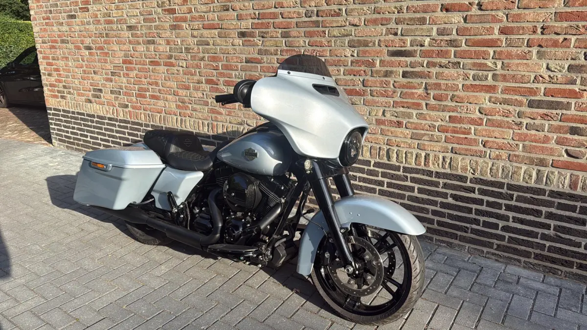 Streetglide